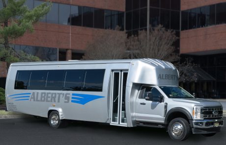Luxury Coach Transportation Service For 30