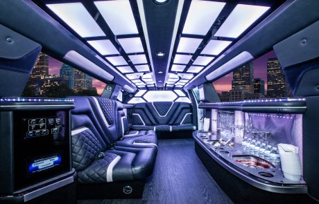 Clean Professional Luxury Limo Transportation Service