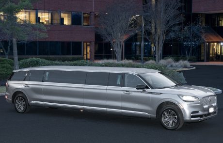 Clean Professional Luxury Limo Transportation Service - Corporation